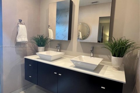 Adosado en alquiler en Palm Beach Gardens, Florida, 3 dormitorios, 176.98 m2 № 1979306 - foto 10