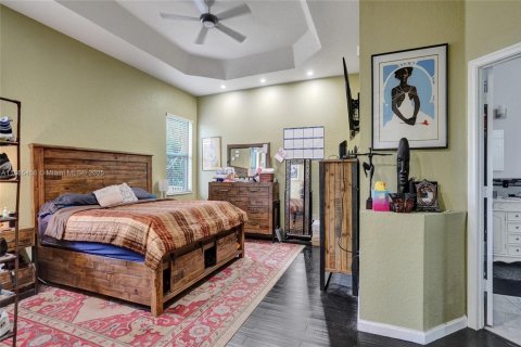 Снять в аренду виллу или дом в Мирамар, Флорида 4 спальни, 244.7м2, № 1957740 - фото 17