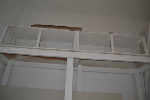 Condo in Miami, Florida, 2 bedrooms № 2076761 - photo 20