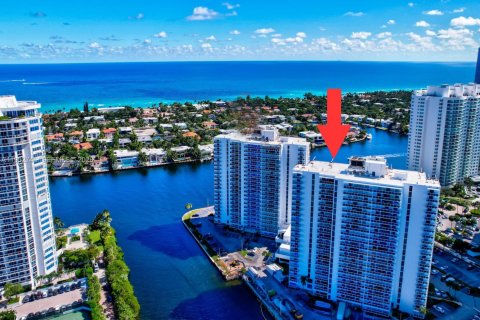 Купить кондоминиум в Авентура, Флорида 2 спальни, 96.43м2, № 2025400 - фото 23