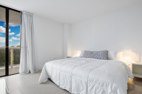 Купить кондоминиум в Авентура, Флорида 2 спальни, 96.43м2, № 2025400 - фото 16