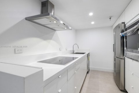 Купить кондоминиум в Авентура, Флорида 2 спальни, 96.43м2, № 2025400 - фото 8