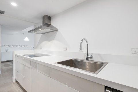 Купить кондоминиум в Авентура, Флорида 2 спальни, 96.43м2, № 2025400 - фото 7