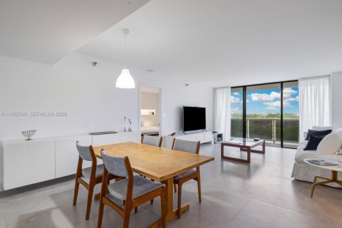 Купить кондоминиум в Авентура, Флорида 2 спальни, 96.43м2, № 2025400 - фото 2