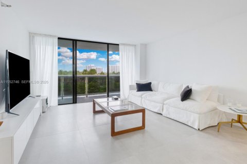 Купить кондоминиум в Авентура, Флорида 2 спальни, 96.43м2, № 2025400 - фото 3