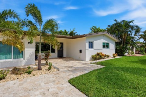 Casa en Oakland Park, Florida 5 dormitorios, 248.23 m2 № 2267798
