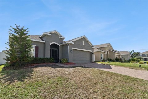 House in Kissimmee, Florida 3 bedrooms, 155.8 sq.m. № 2437793
