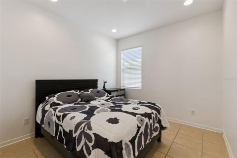 House in Kissimmee, Florida 3 bedrooms, 155.8 sq.m. № 2437793 - photo 23