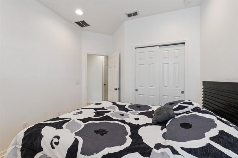 House in Kissimmee, Florida 3 bedrooms, 155.8 sq.m. № 2437793 - photo 22