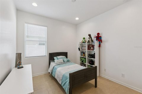 House in Kissimmee, Florida 3 bedrooms, 155.8 sq.m. № 2437793 - photo 24