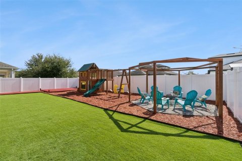 House in Kissimmee, Florida 3 bedrooms, 155.8 sq.m. № 2437793 - photo 4