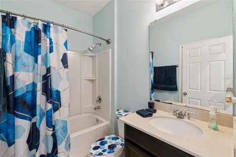 House in Kissimmee, Florida 3 bedrooms, 155.8 sq.m. № 2437793 - photo 27