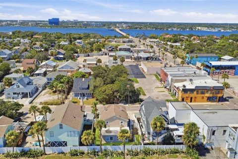 Commercial property in Daytona Beach, Florida 211.72 sq.m. № 2377945 - photo 7