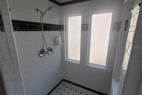 Casa en alquiler en Tampa, Florida, 2 dormitorios, 177.81 m2 № 2156728 - foto 27