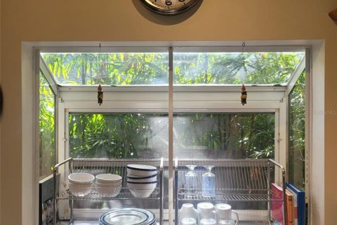 Casa en alquiler en Tampa, Florida, 2 dormitorios, 177.81 m2 № 2156728 - foto 9