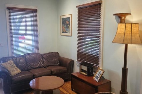 Casa en alquiler en Tampa, Florida, 2 dormitorios, 177.81 m2 № 2156728 - foto 12