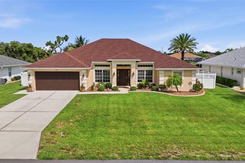 House in Rotonda, Florida 4 bedrooms, 200.67 sq.m. № 2099806 - photo 8