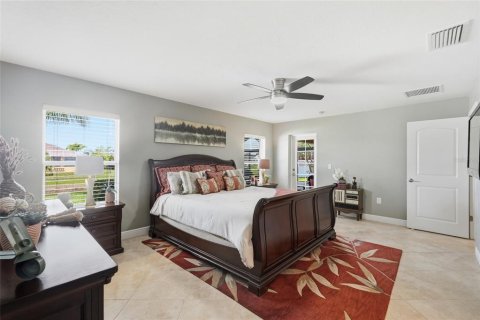 House in Rotonda, Florida 4 bedrooms, 200.67 sq.m. № 2099806 - photo 26