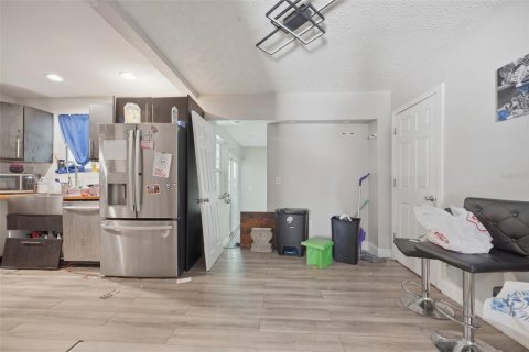 House in Jacksonville, Florida 4 bedrooms, 150.5 sq.m. № 2118974 - photo 8