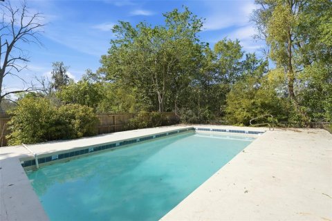 House in Jacksonville, Florida 4 bedrooms, 150.5 sq.m. № 2118974 - photo 3