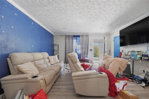 House in Jacksonville, Florida 4 bedrooms, 150.5 sq.m. № 2118974 - photo 6