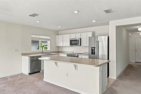 Villa ou maison à vendre à Auburndale, Floride: 3 chambres, 142.79 m2 № 2400927 - photo 5
