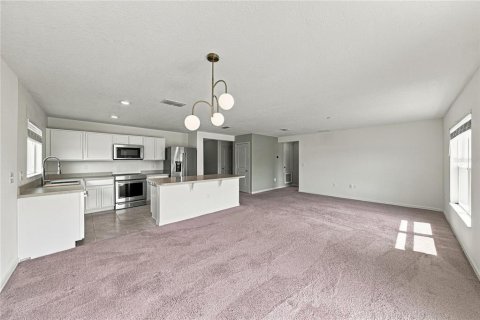 Villa ou maison à vendre à Auburndale, Floride: 3 chambres, 142.79 m2 № 2400927 - photo 7