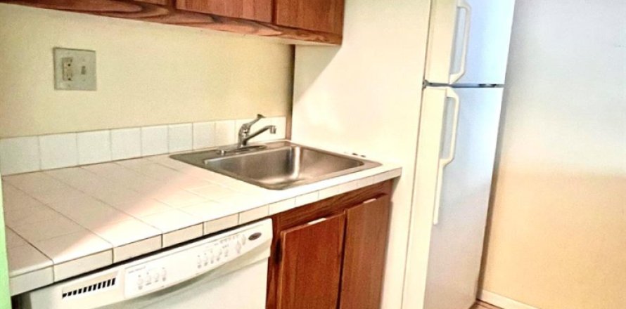 Condo in West Palm Beach, Florida, 1 bedroom  № 2169812
