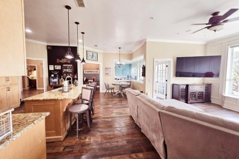 House in Clermont, Florida 6 bedrooms, 456.8 sq.m. № 1919749 - photo 7