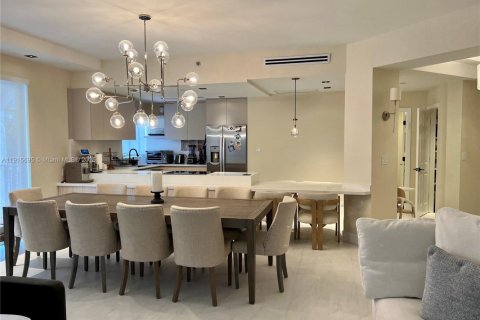 Condo in Aventura, Florida, 4 bedrooms  № 1971790 - photo 6
