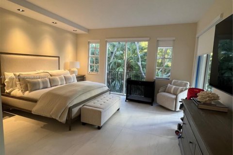 Condo in Aventura, Florida, 4 bedrooms  № 1971790 - photo 11