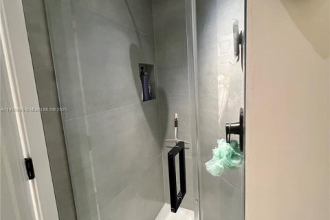 Condo in Aventura, Florida, 4 bedrooms  № 1971790 - photo 17