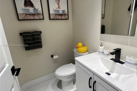 Condo in Aventura, Florida, 4 bedrooms  № 1971790 - photo 13
