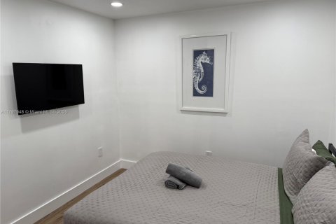 House in Miami, Florida 4 bedrooms № 1871442 - photo 26