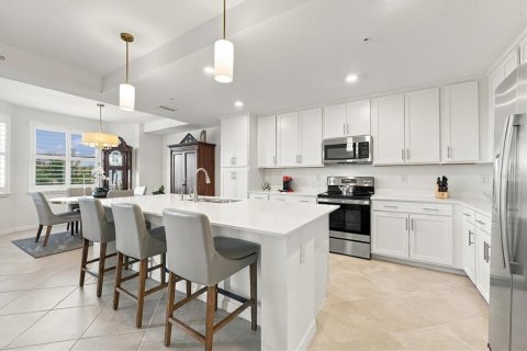 Condo in Venice, Florida, 2 bedrooms  № 2431617 - photo 11
