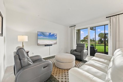 Condo in Venice, Florida, 2 bedrooms  № 2431617 - photo 8