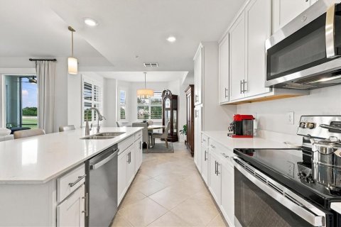 Condo in Venice, Florida, 2 bedrooms  № 2431617 - photo 14