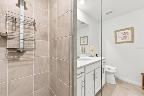Condo in Venice, Florida, 2 bedrooms  № 2431617 - photo 23
