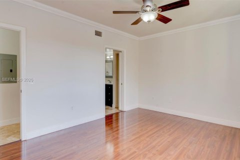 Adosado en venta en Miramar, Florida, 3 dormitorios, 134.71 m2 № 1927624 - foto 17