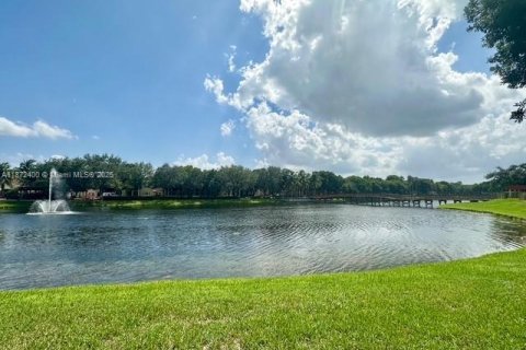 Купить таунхаус в Мирамар, Флорида 3 спальни, 134.71м2, № 1927624 - фото 16