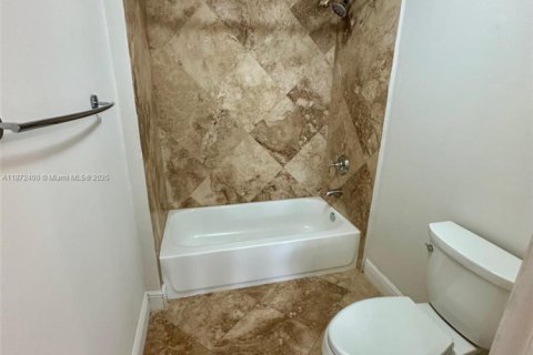 Купить таунхаус в Мирамар, Флорида 3 спальни, 134.71м2, № 1927624 - фото 11