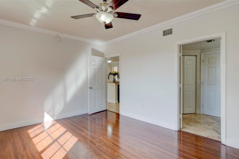 Adosado en venta en Miramar, Florida, 3 dormitorios, 134.71 m2 № 1927624 - foto 18