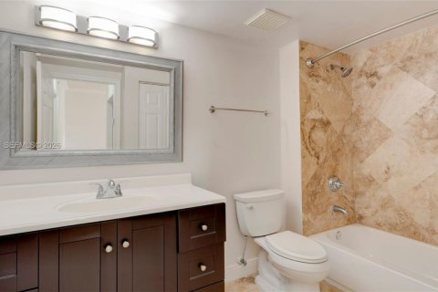 Adosado en venta en Miramar, Florida, 3 dormitorios, 134.71 m2 № 1927624 - foto 30