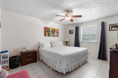 Condo in Orlando, Florida, 2 bedrooms  № 1716720 - photo 17