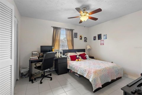 Condo in Orlando, Florida, 2 bedrooms  № 1716720 - photo 19