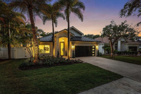 Villa ou maison à vendre à Delray Beach, Floride: 3 chambres, 152.45 m2 № 2089505 - photo 2