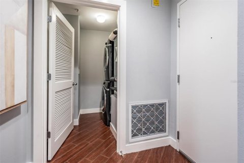 Condo in Tampa, Florida, 2 bedrooms  № 1801436 - photo 26