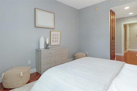 Condo in Tampa, Florida, 2 bedrooms  № 1801436 - photo 19