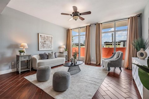 Condo in Tampa, Florida, 2 bedrooms  № 1801436 - photo 13