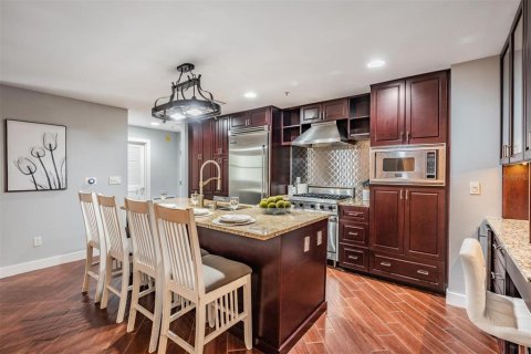 Condo in Tampa, Florida, 2 bedrooms  № 1801436 - photo 8